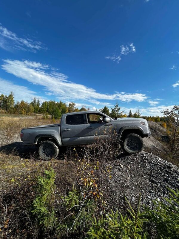 TACOMA 2005- 2023 - Bumper arrière HC (High Clearance) – Image 4